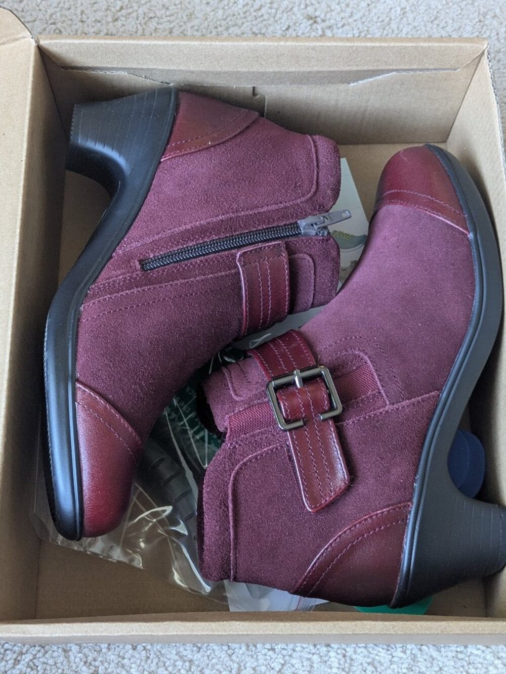 NEW Orthofeet Leather 'Emma' Boots (women's 7)